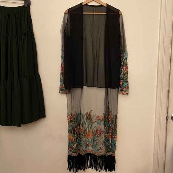 Kimono - Picture 2 of 5